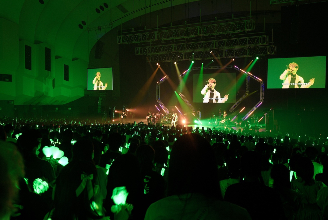 Additional Live Image